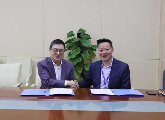 中加合作，走向国际化